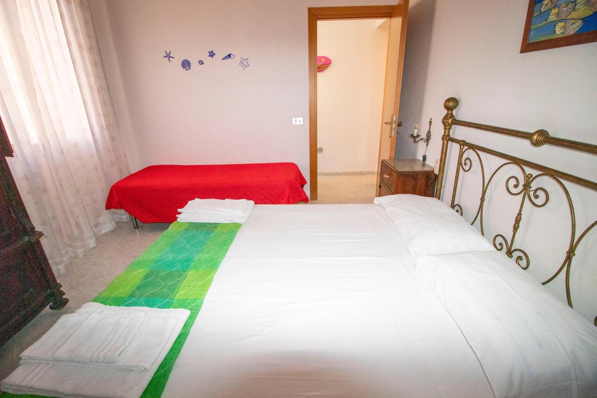 Case Vacanza Cristina Site In Antico Baglio E In Via Abruzzi N 161 Сан-Вито-Ло-Капо Экстерьер фото