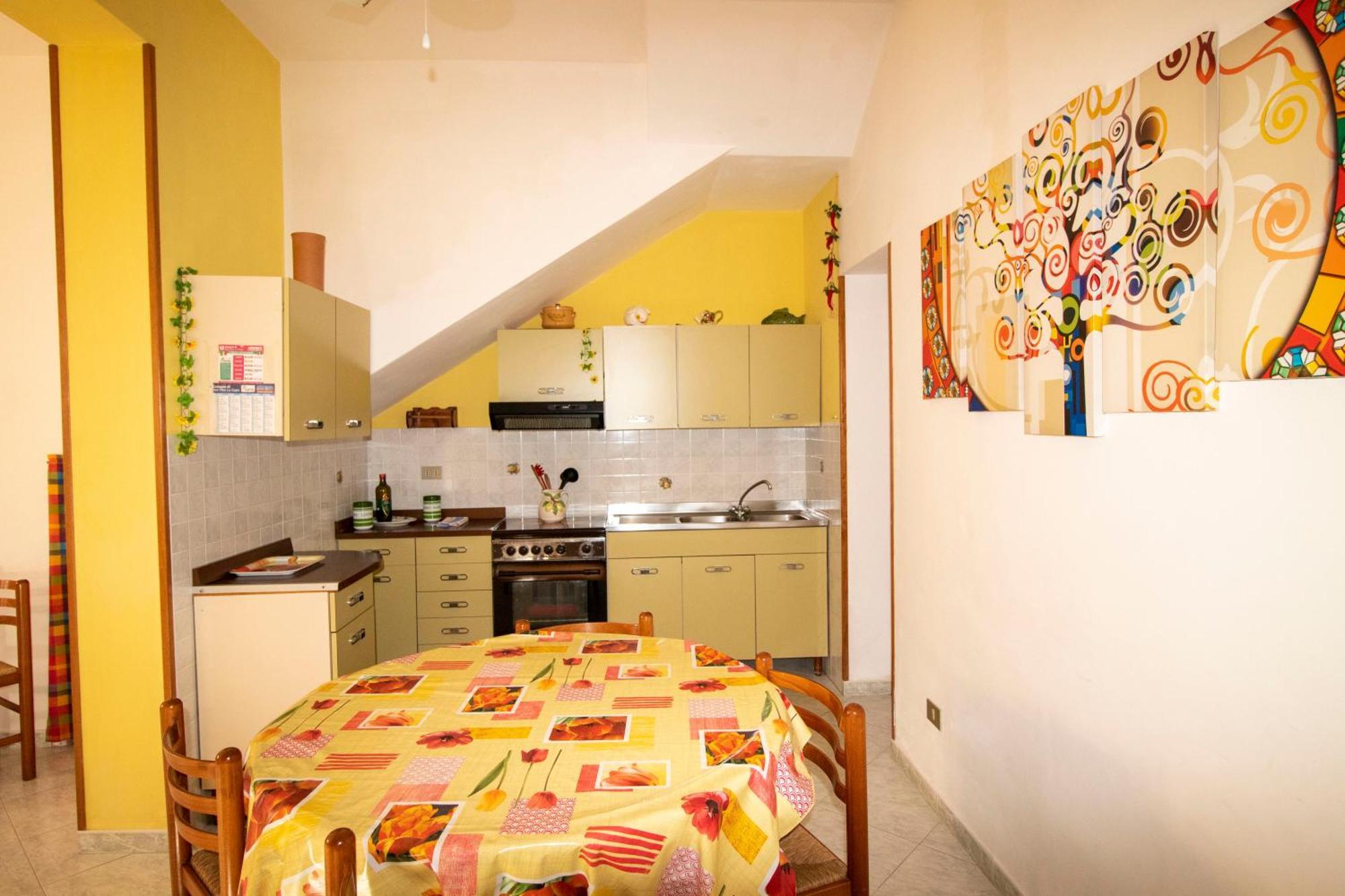 Case Vacanza Cristina Site In Antico Baglio E In Via Abruzzi N 161 Сан-Вито-Ло-Капо Экстерьер фото